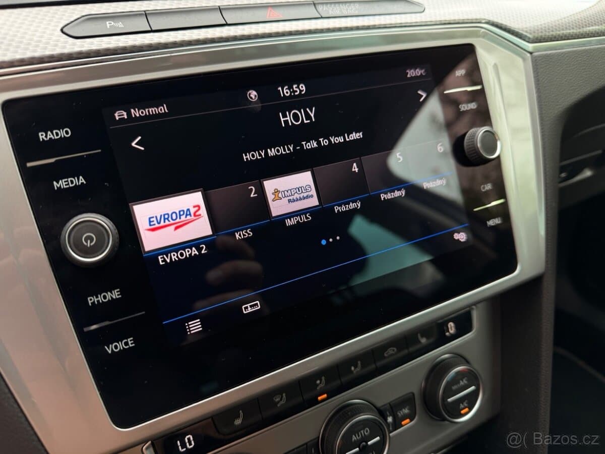2019 Volkswagen PASSAT - 14