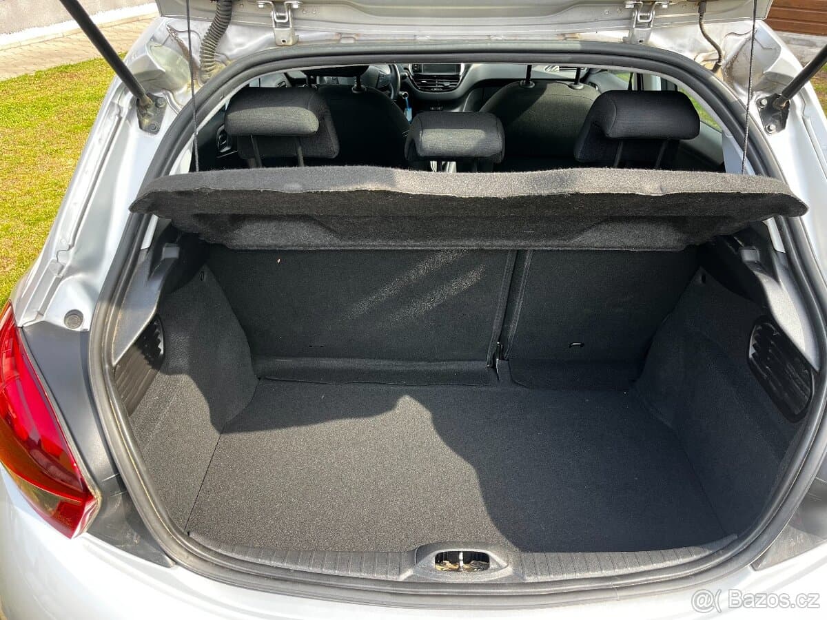 2016 Peugeot 208 - 14