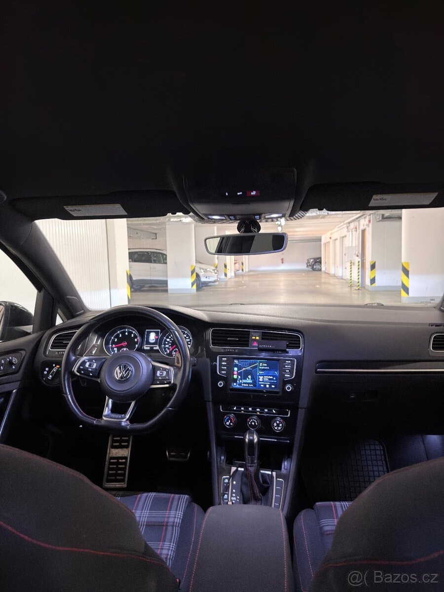 2016 Volkswagen GOLF - 14