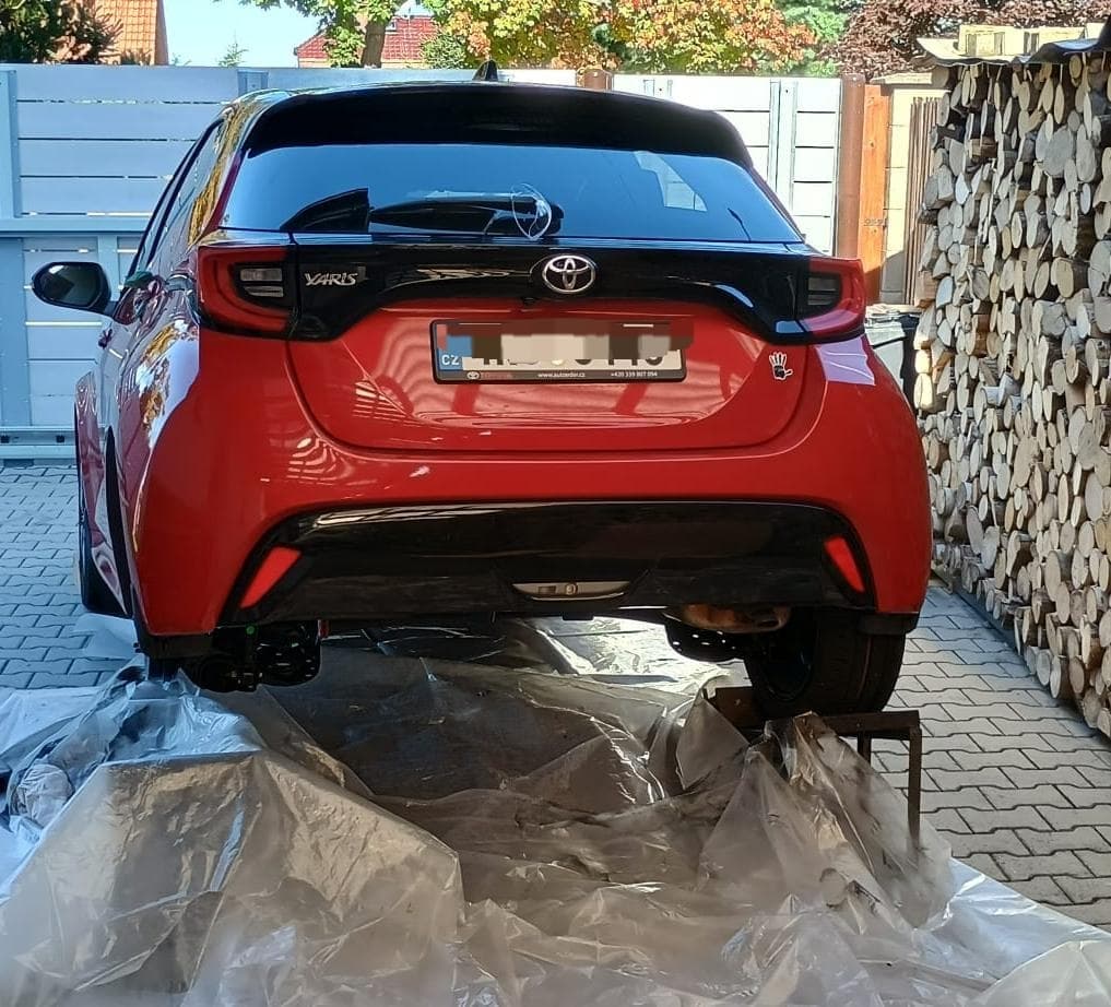 2022 Toyota YARIS - 14