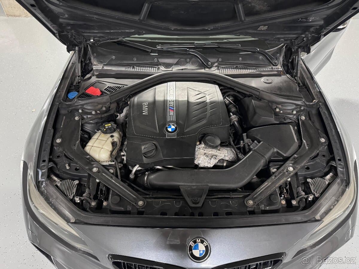 2018 BMW M2 - 14