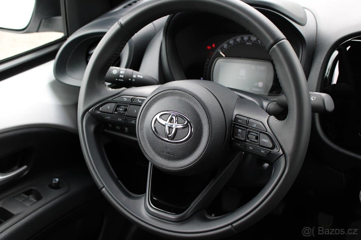 2024 Toyota AYGO - 14