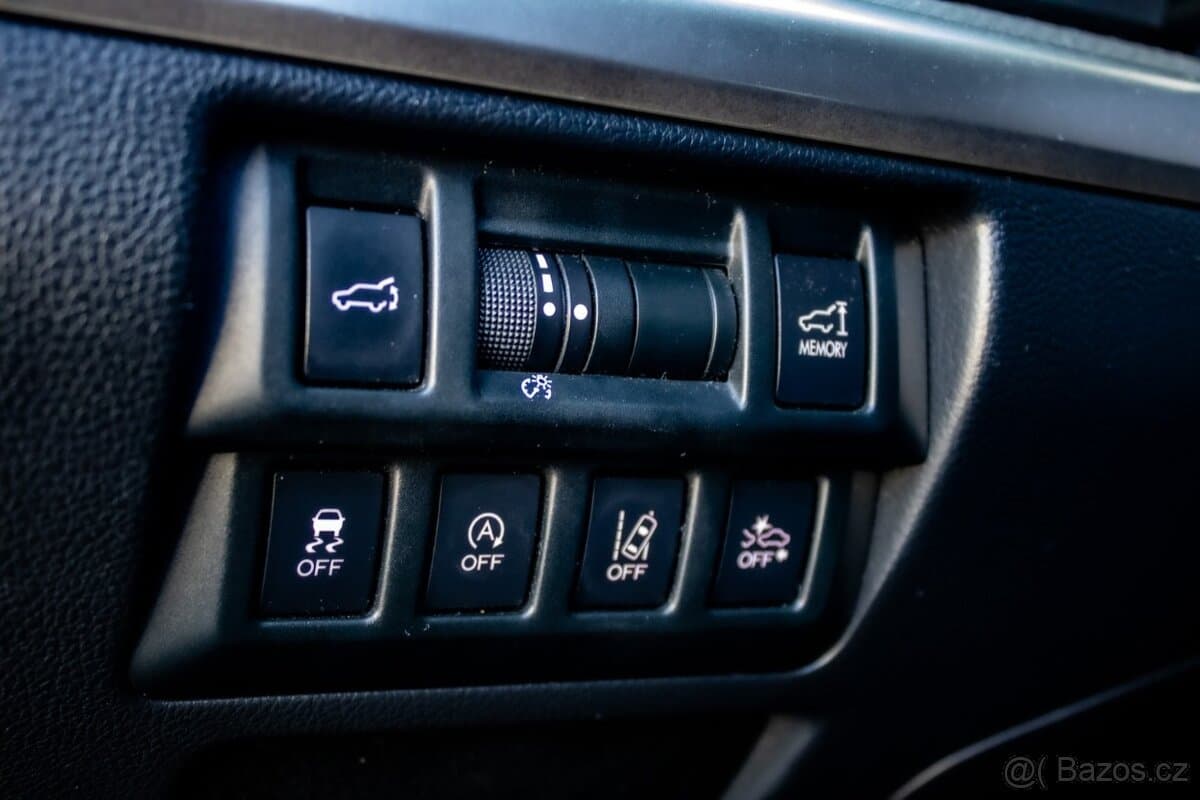 2015 Subaru OUTBACK - 14