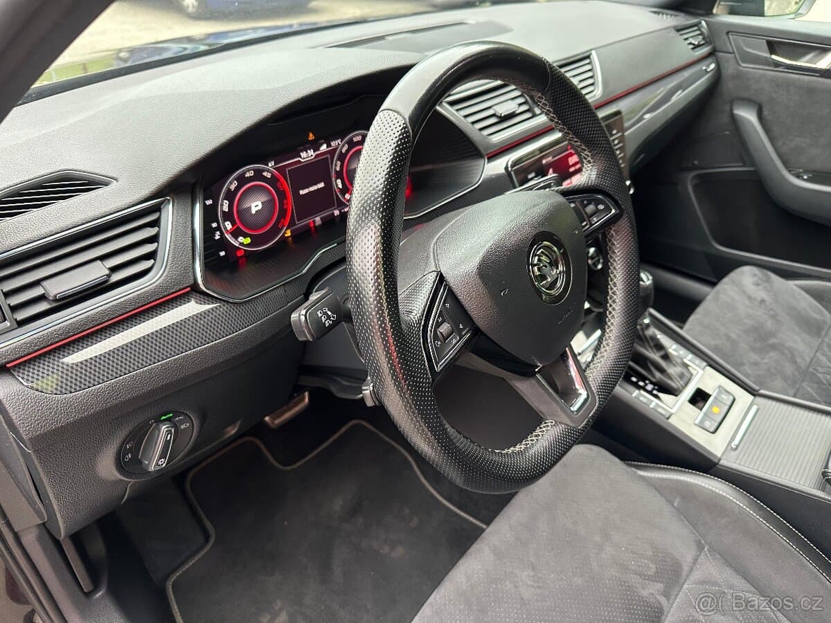 2019 Škoda SUPERB - 14