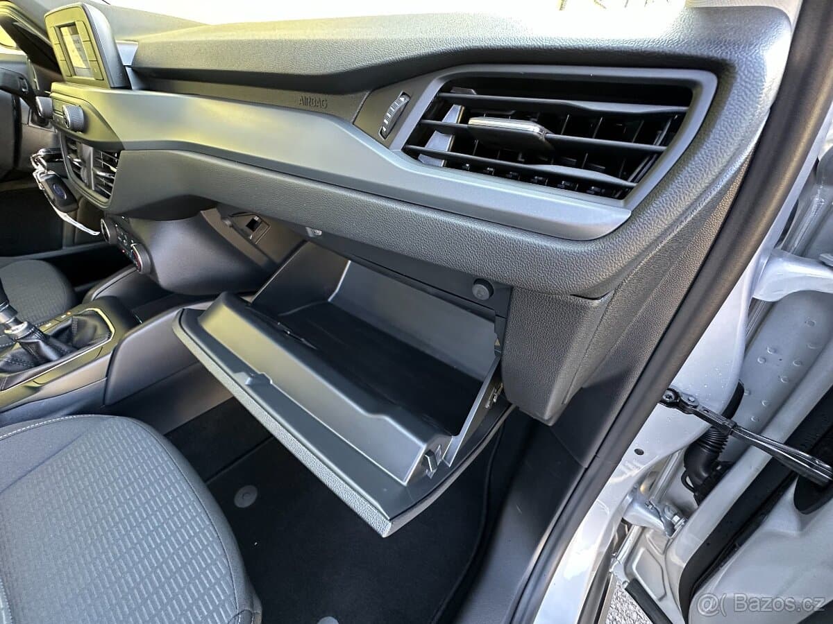 2021 Ford FOCUS - 14