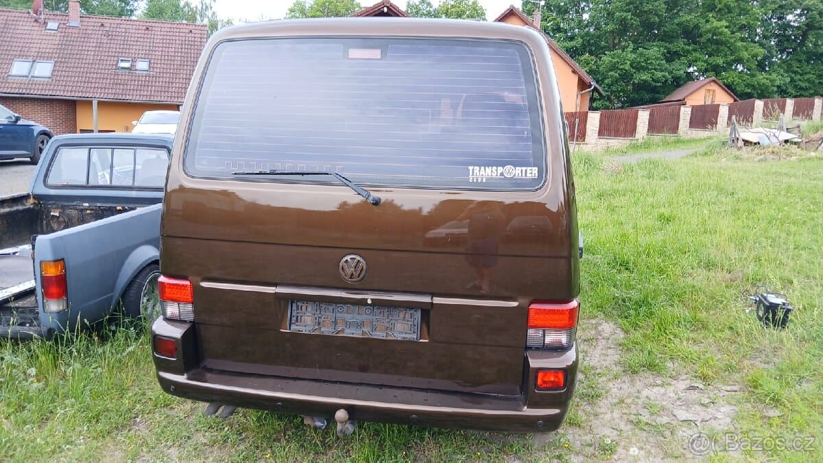 Volkswagen MULTIVAN - 14