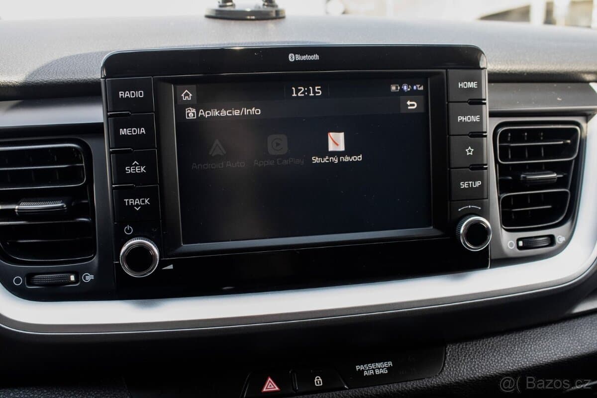 2019 Kia STONIC - 14