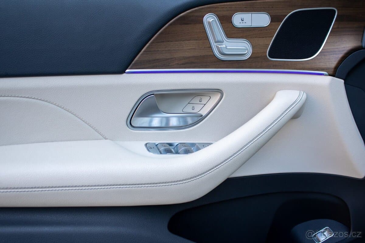 2019 Mercedes-Benz GL - 14