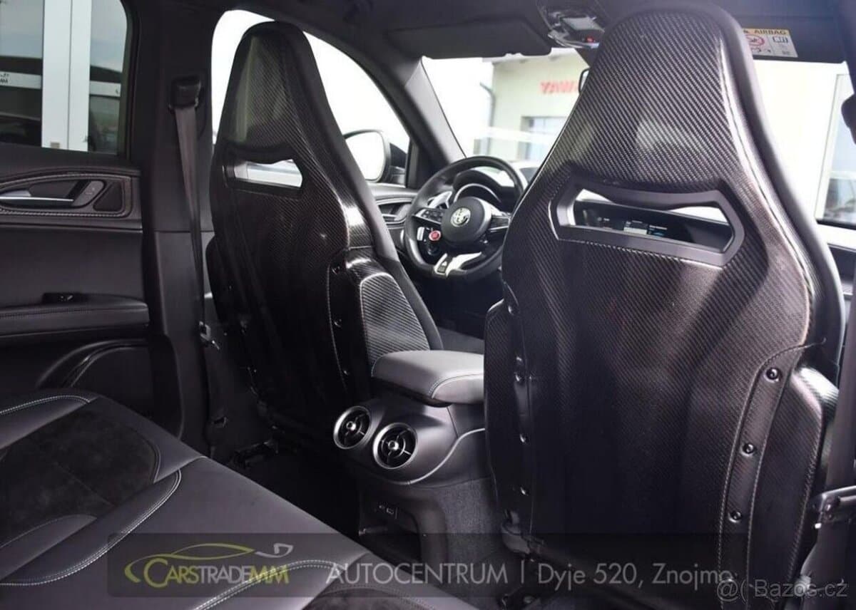 2024 Alfa Romeo STELVIO - 14