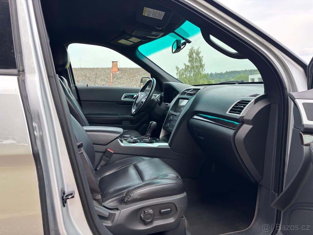 Ford EXPLORER - 14