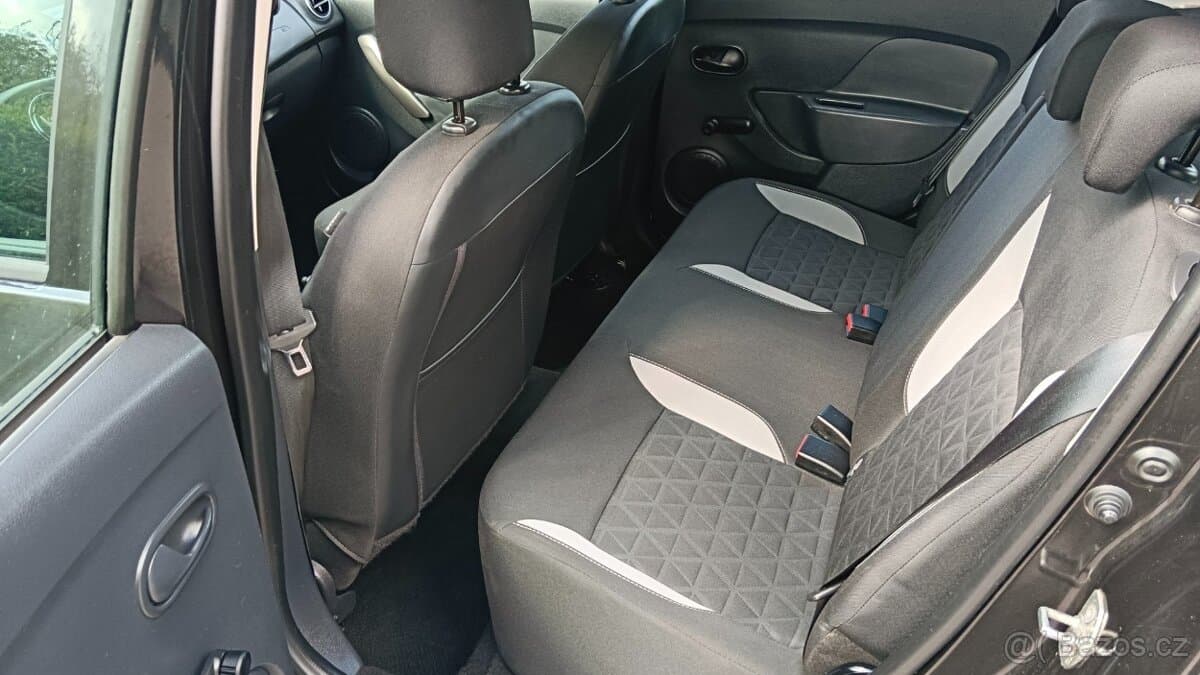 2015 Dacia SANDERO - 14
