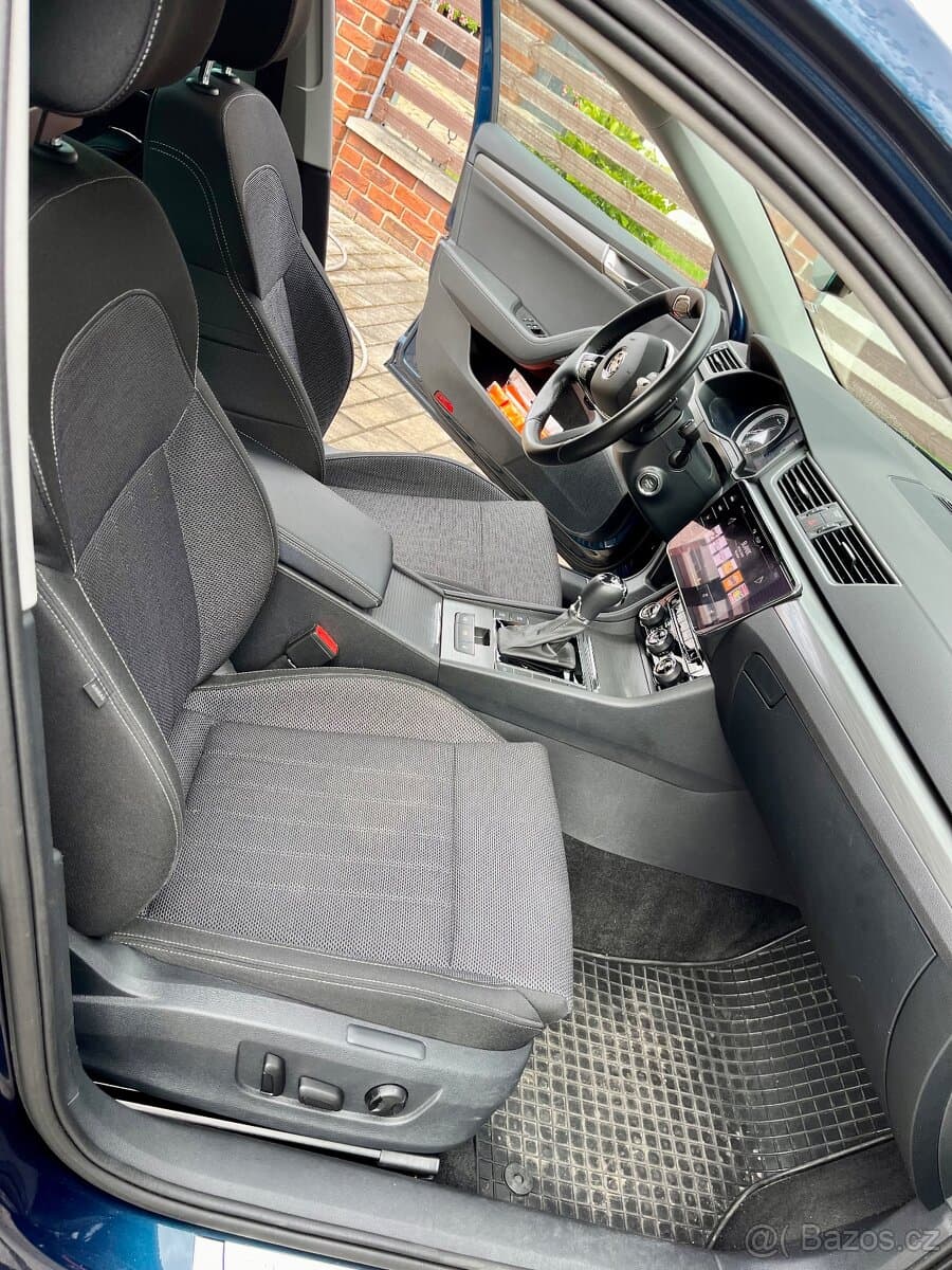 2021 Škoda SUPERB - 14