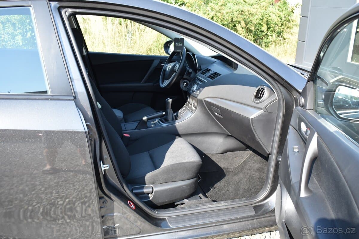 2009 Mazda 3 - 14