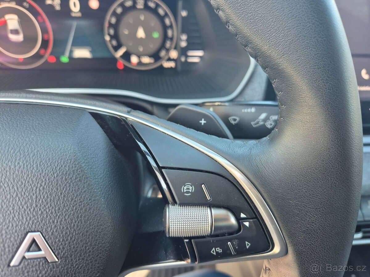 2025 Škoda OCTAVIA - 14