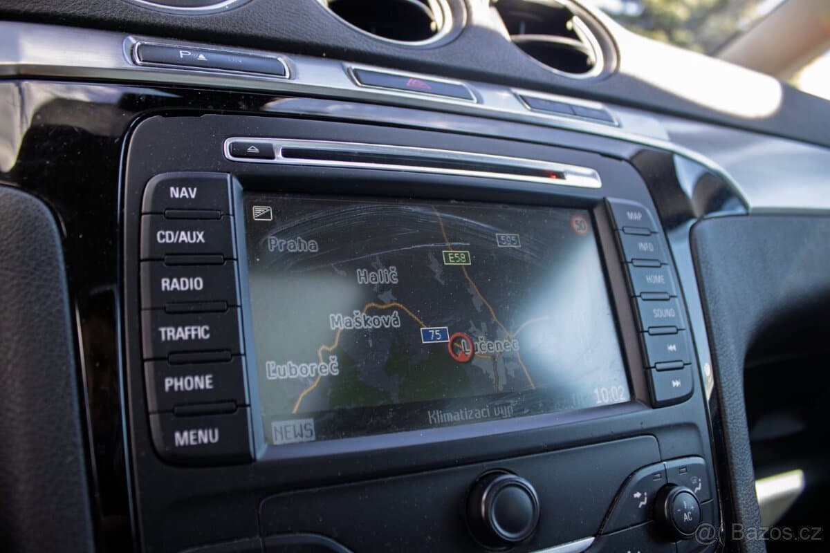 2013 Ford S-MAX - 14