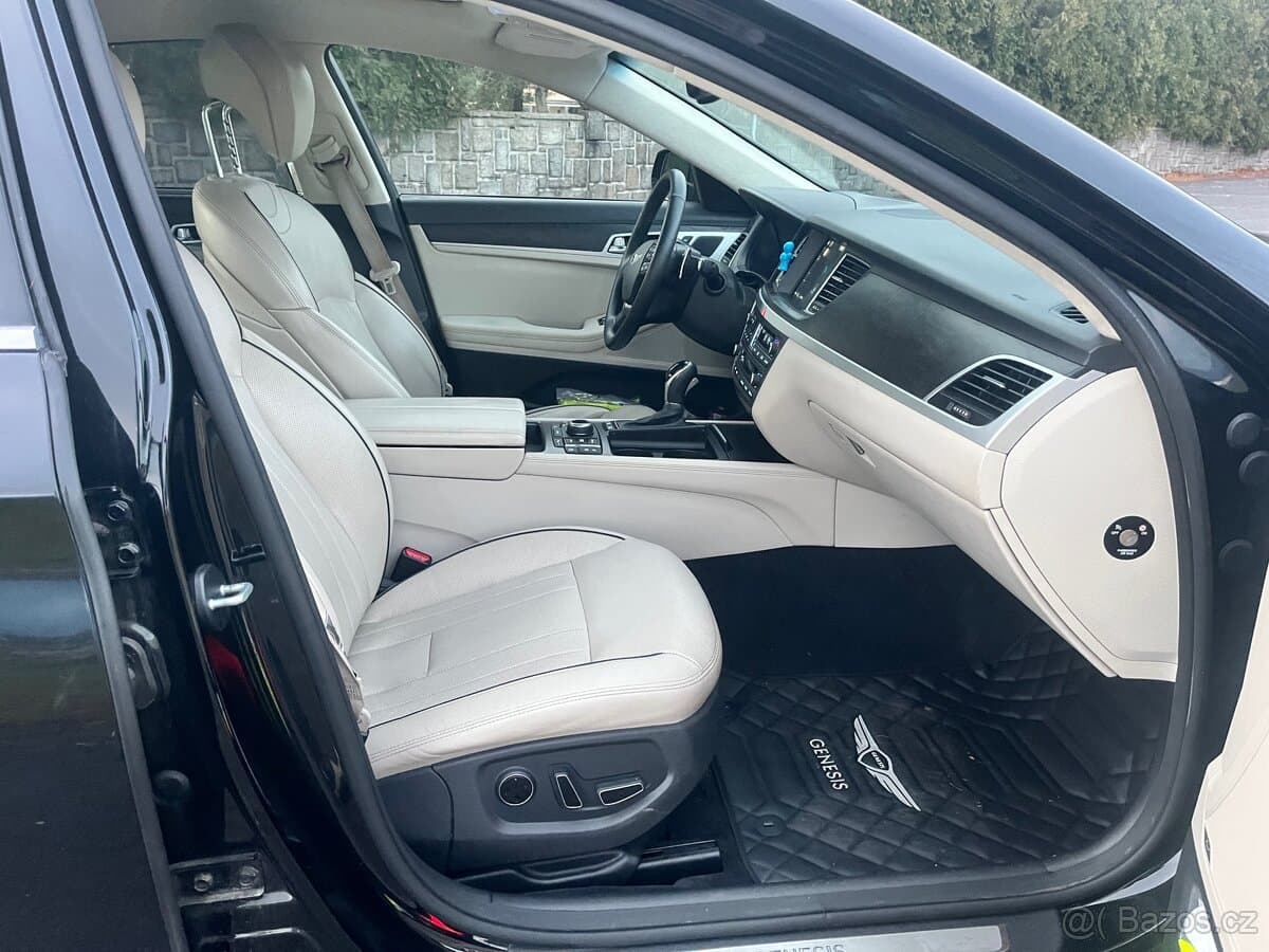 Hyundai GENESIS - 14