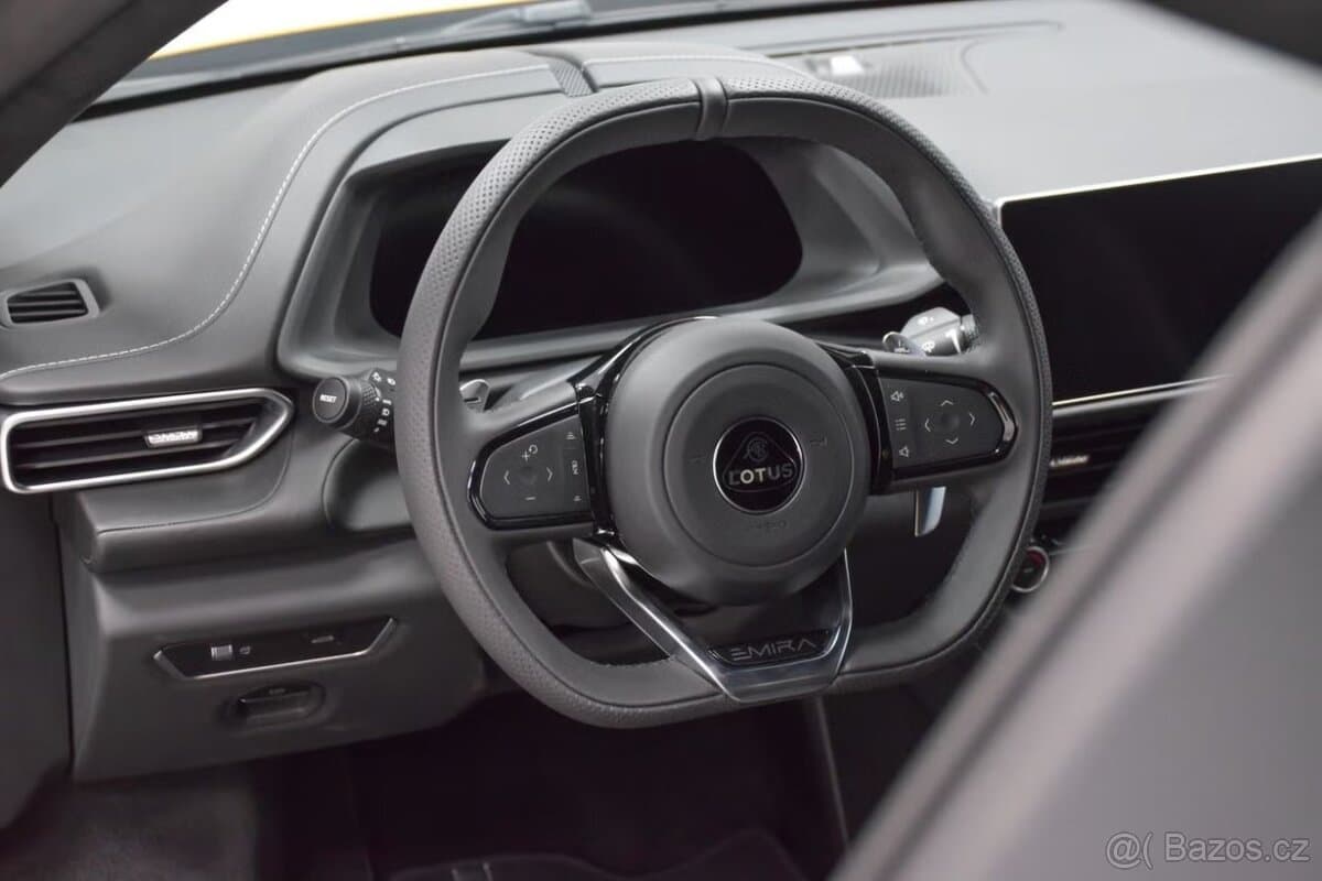 2025 Lotus EMIRA - 14