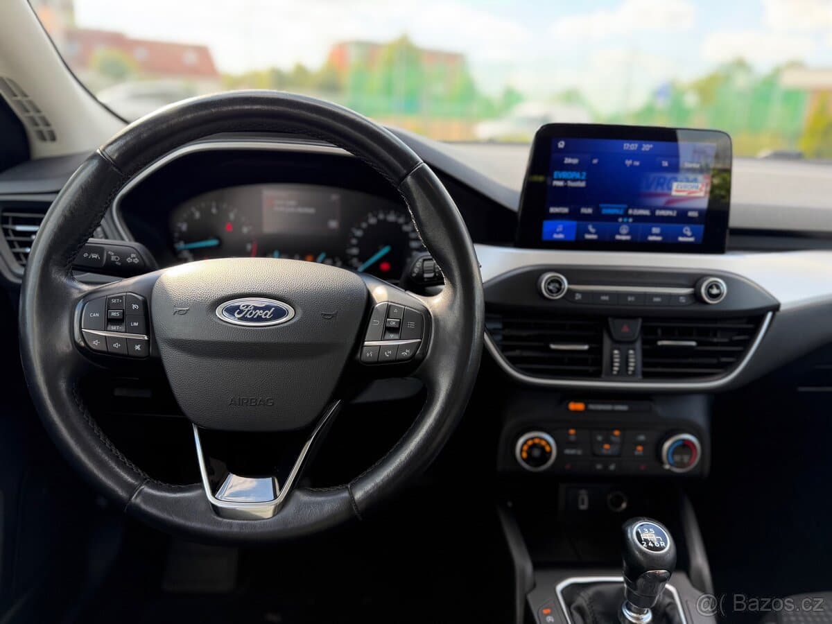 2019 Ford FOCUS - 14
