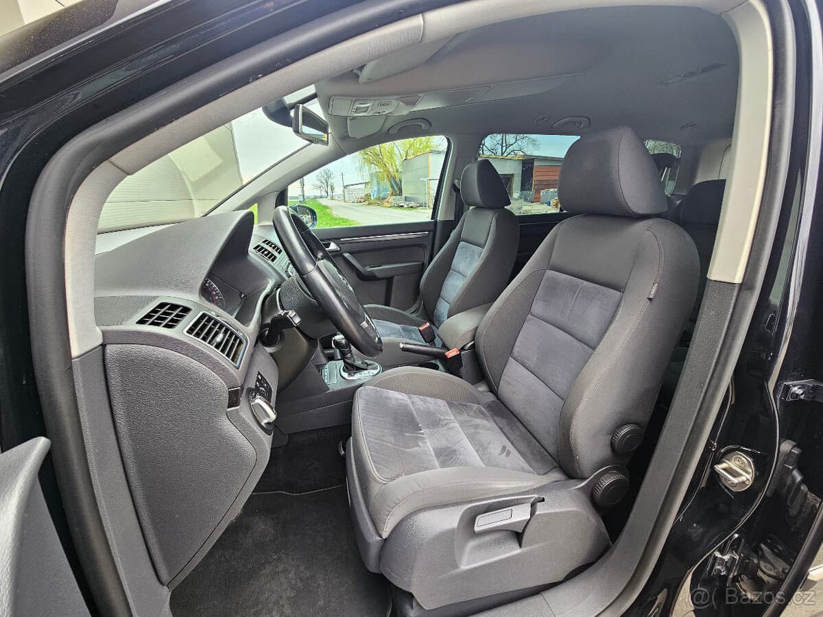 2011 Volkswagen TOURAN - 14
