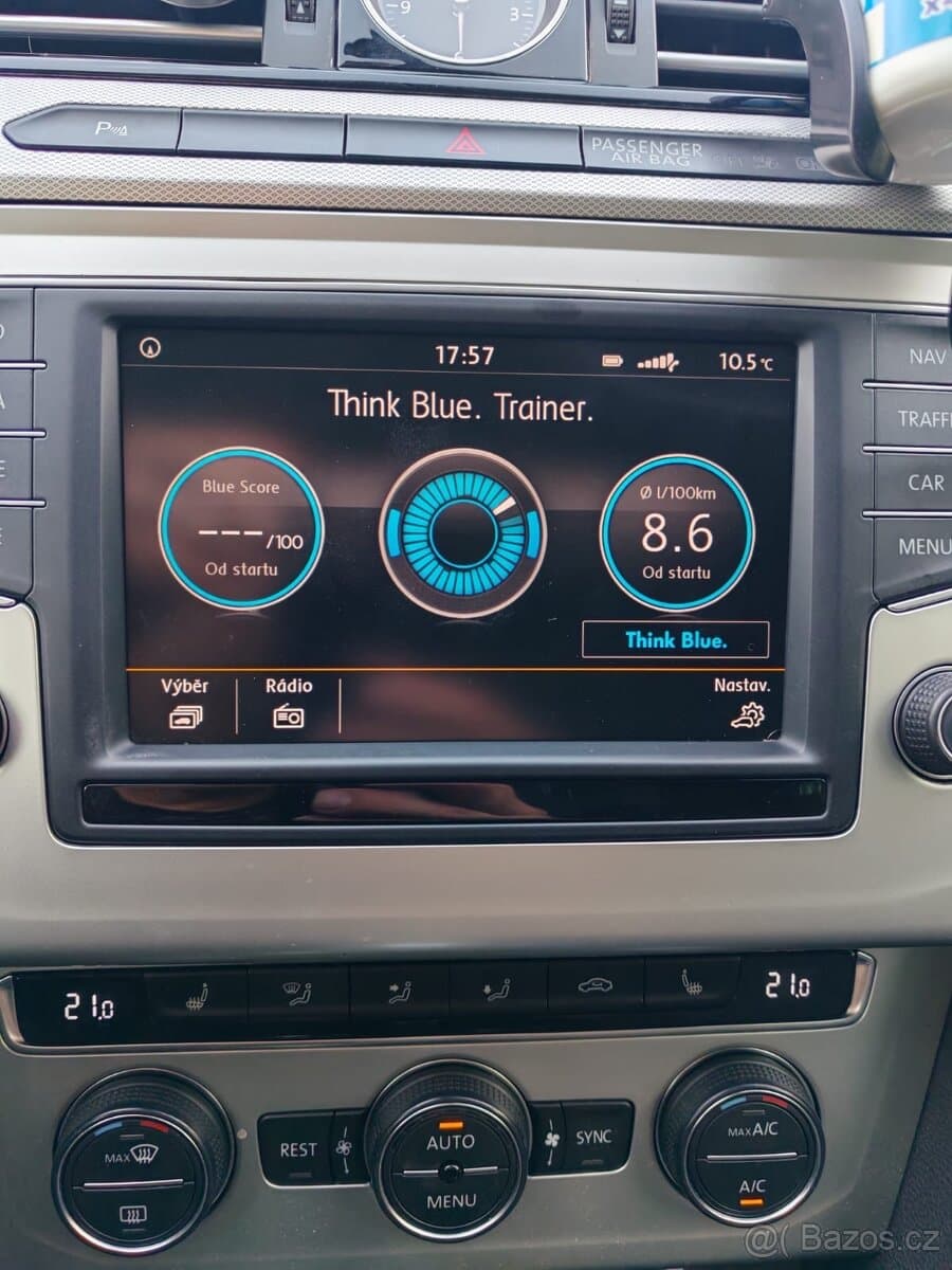 2015 Volkswagen PASSAT - 14