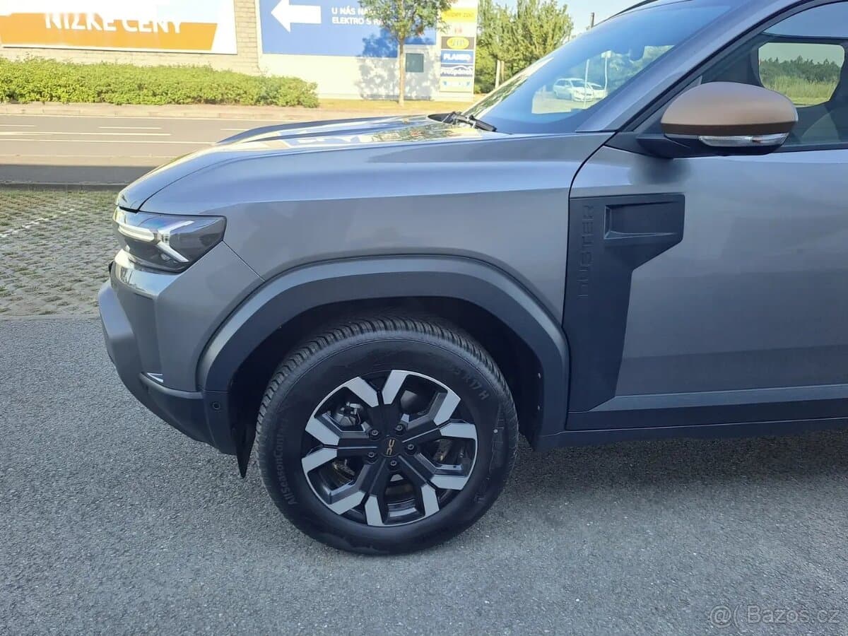 2025 Dacia DUSTER - 14