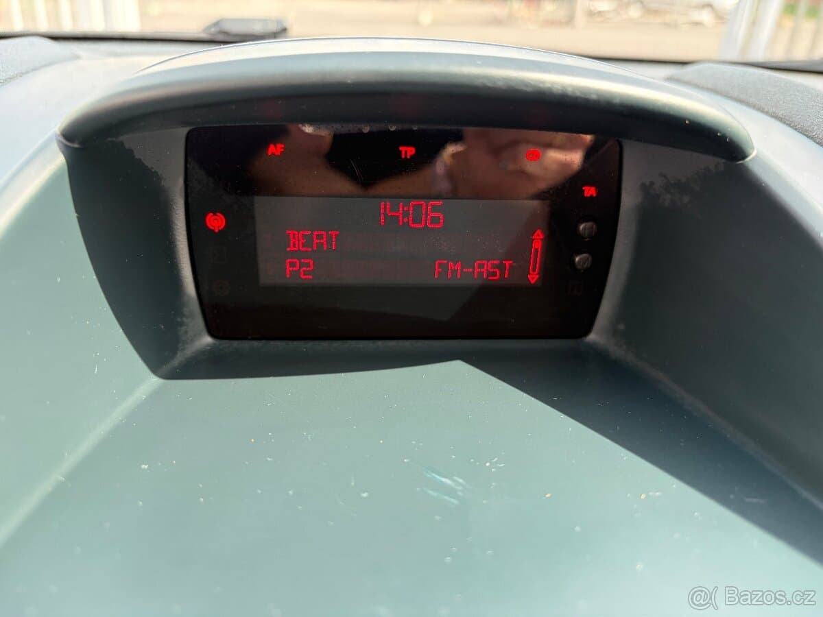 Ford FIESTA - 14