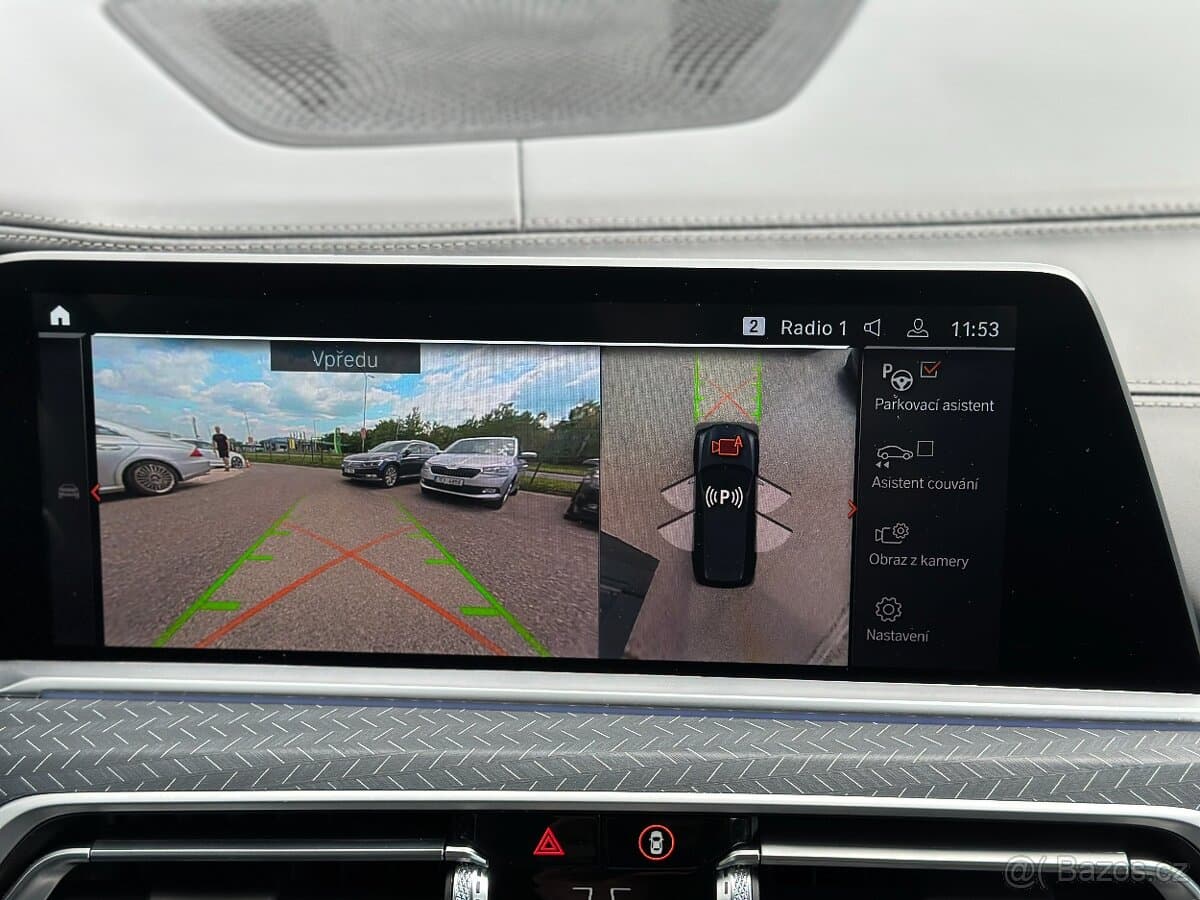 2022 BMW X7 - 14