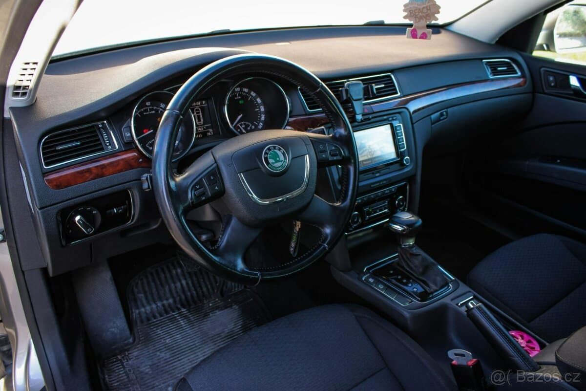 2012 Škoda SUPERB - 14