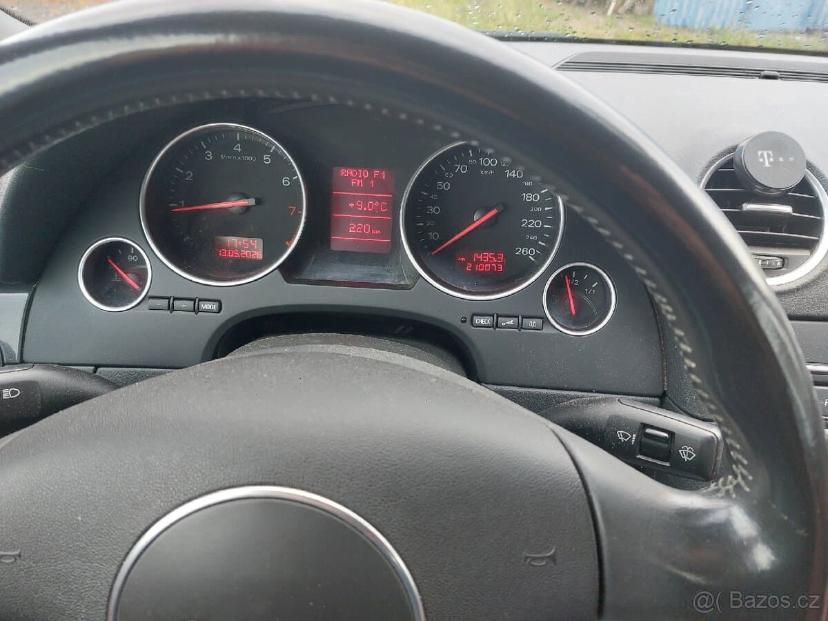 2004 Audi A4 - 14