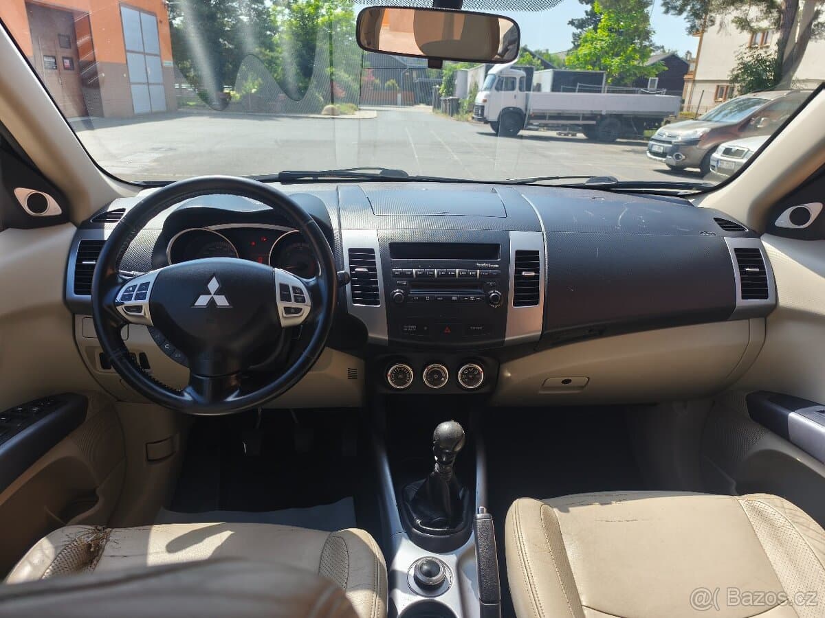 2007 Mitsubishi OUTLANDER - 14