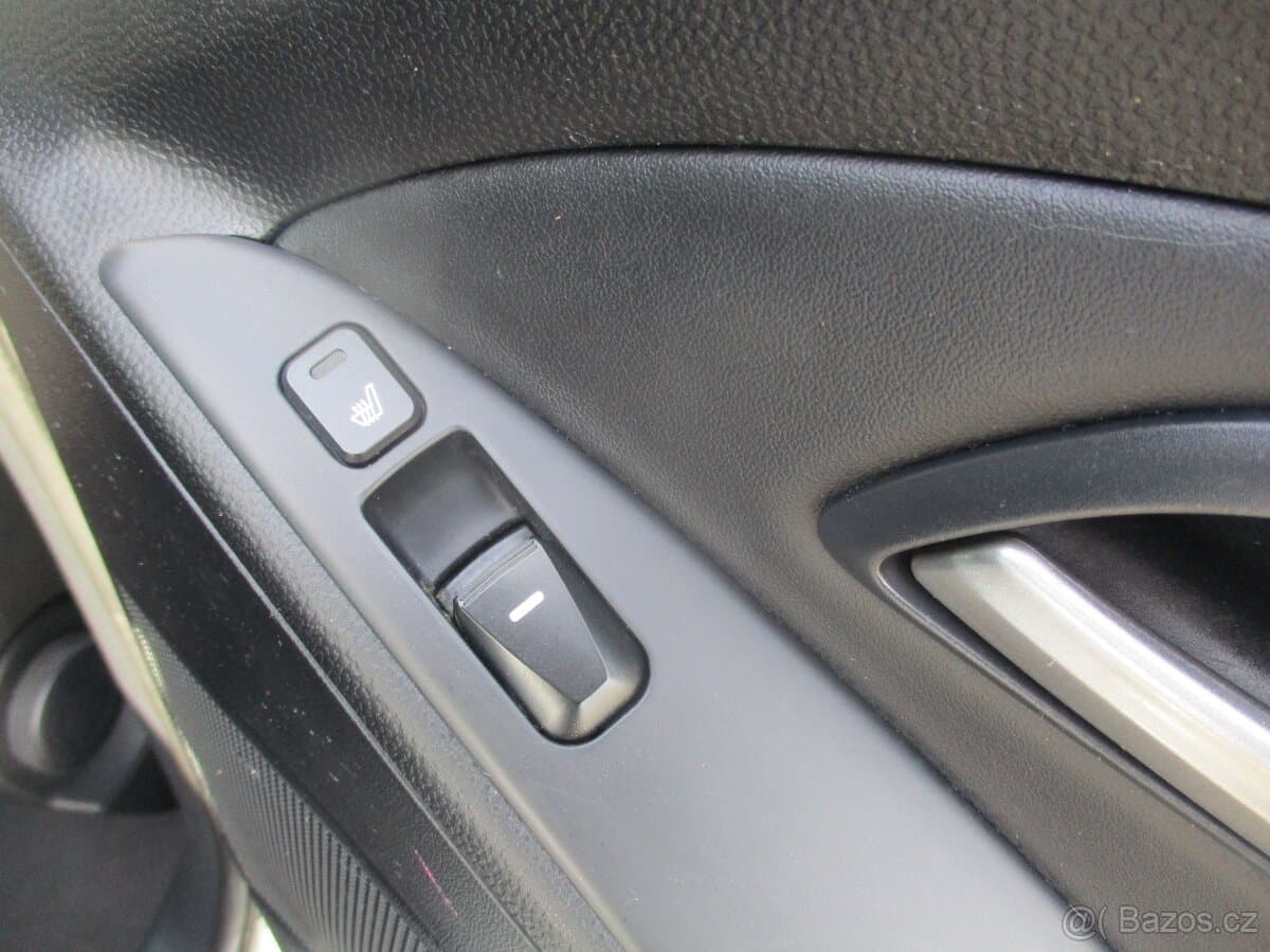 2011 Hyundai ix35 - 14