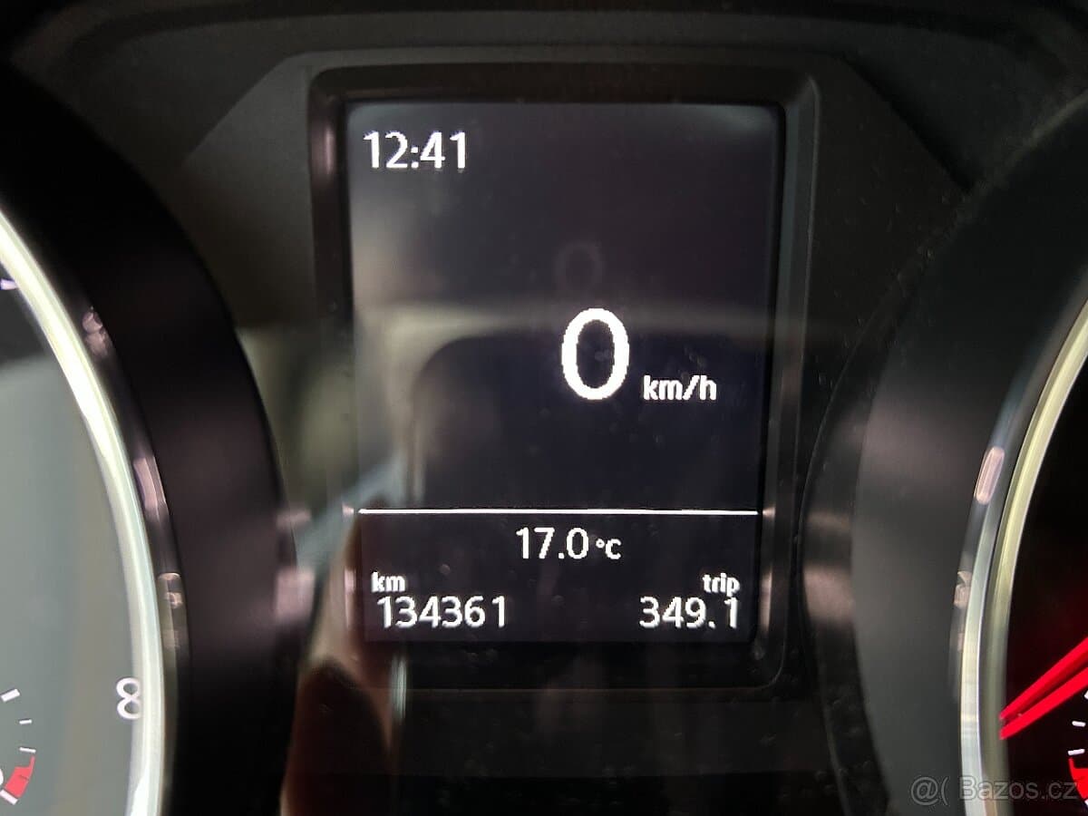 2015 Volkswagen POLO - 14