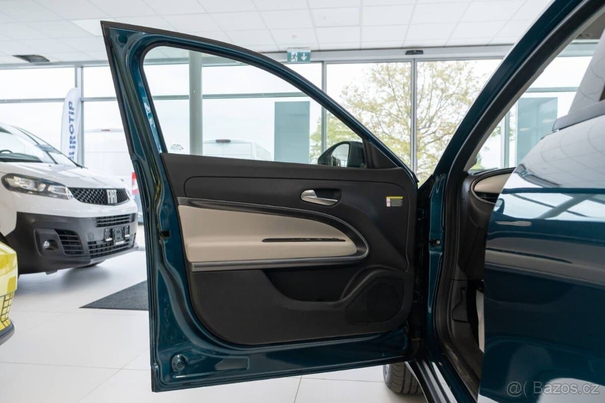 2024 Fiat 600 - 14