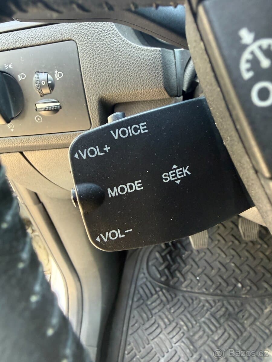 2010 Ford KUGA - 14