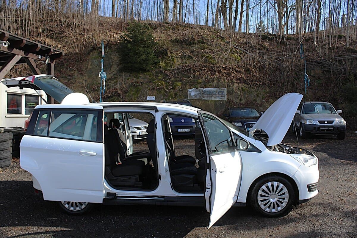 2015 Ford C-MAX - 14