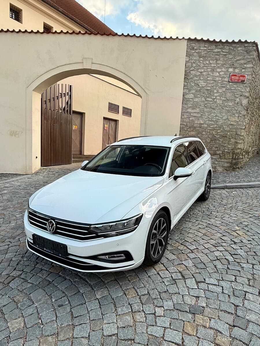 2020 Volkswagen PASSAT - 14