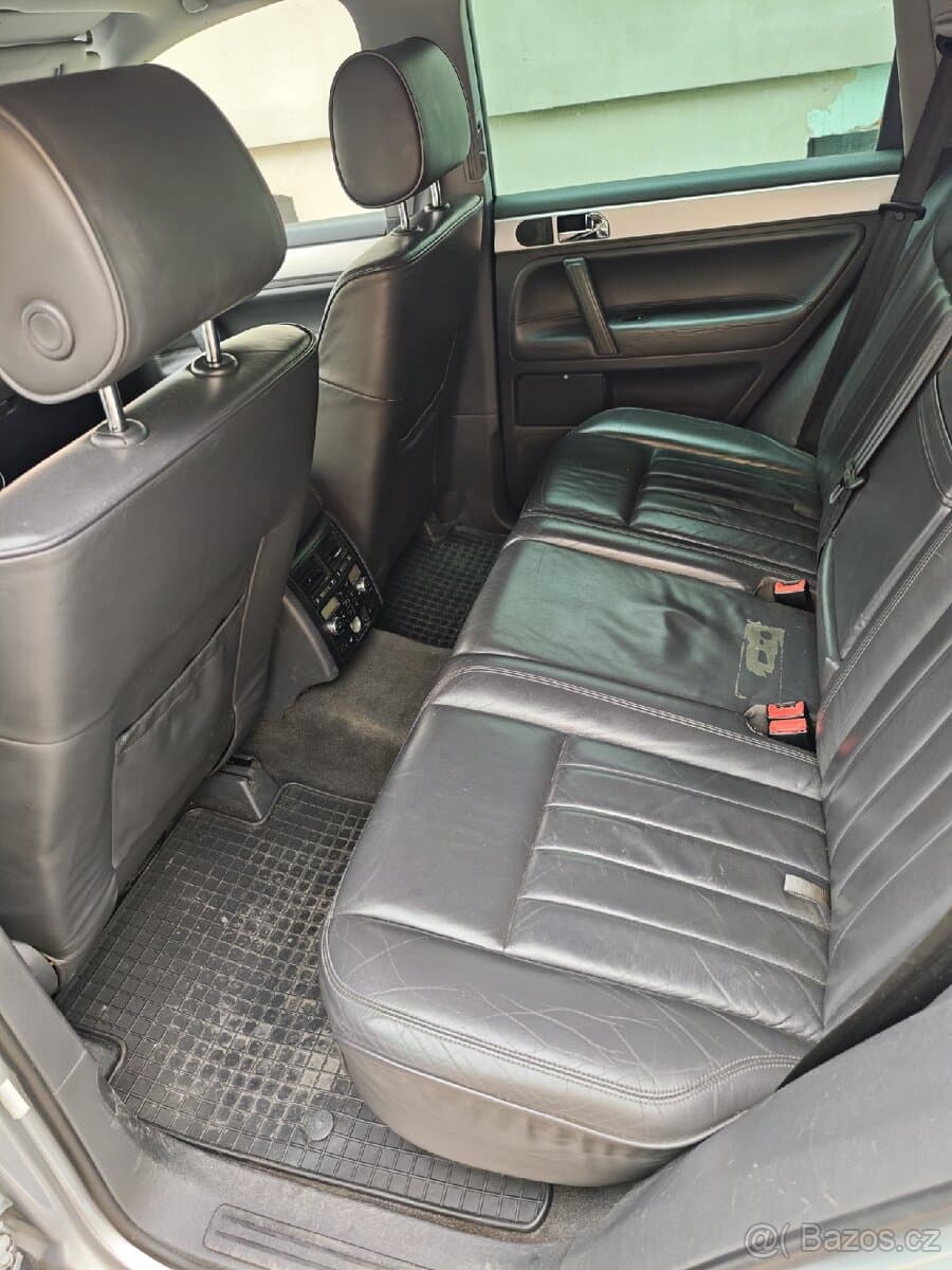 2007 Volkswagen TOUAREG - 14