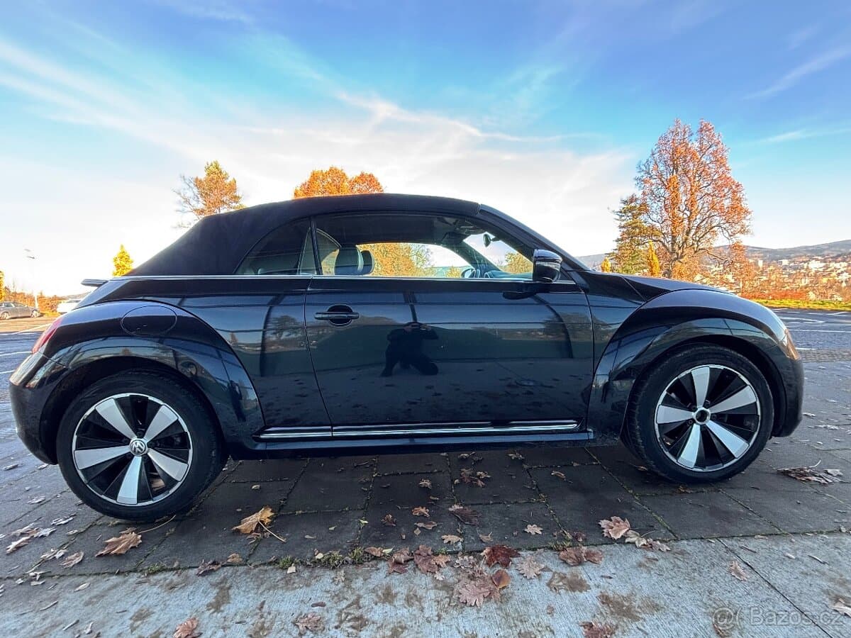 2018 Volkswagen BEETLE - 14
