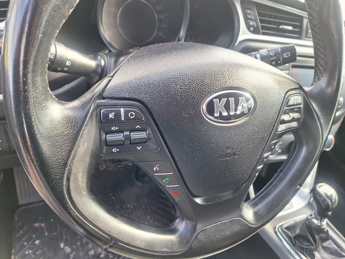 2015 Kia PROCEED - 14