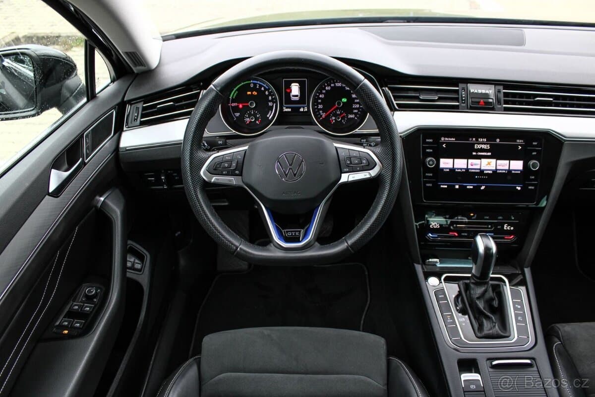 2023 Volkswagen PASSAT - 14