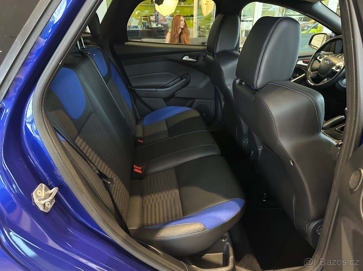 2013 Ford FOCUS - 14
