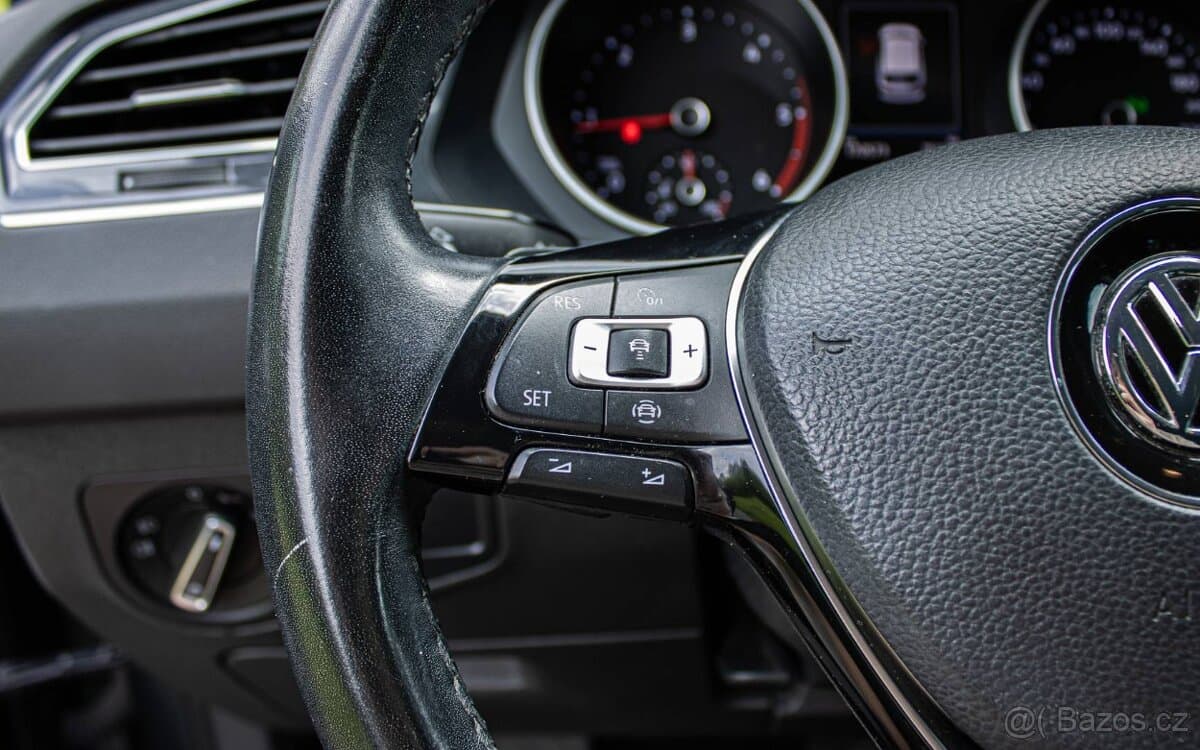 2020 Volkswagen TIGUAN - 14