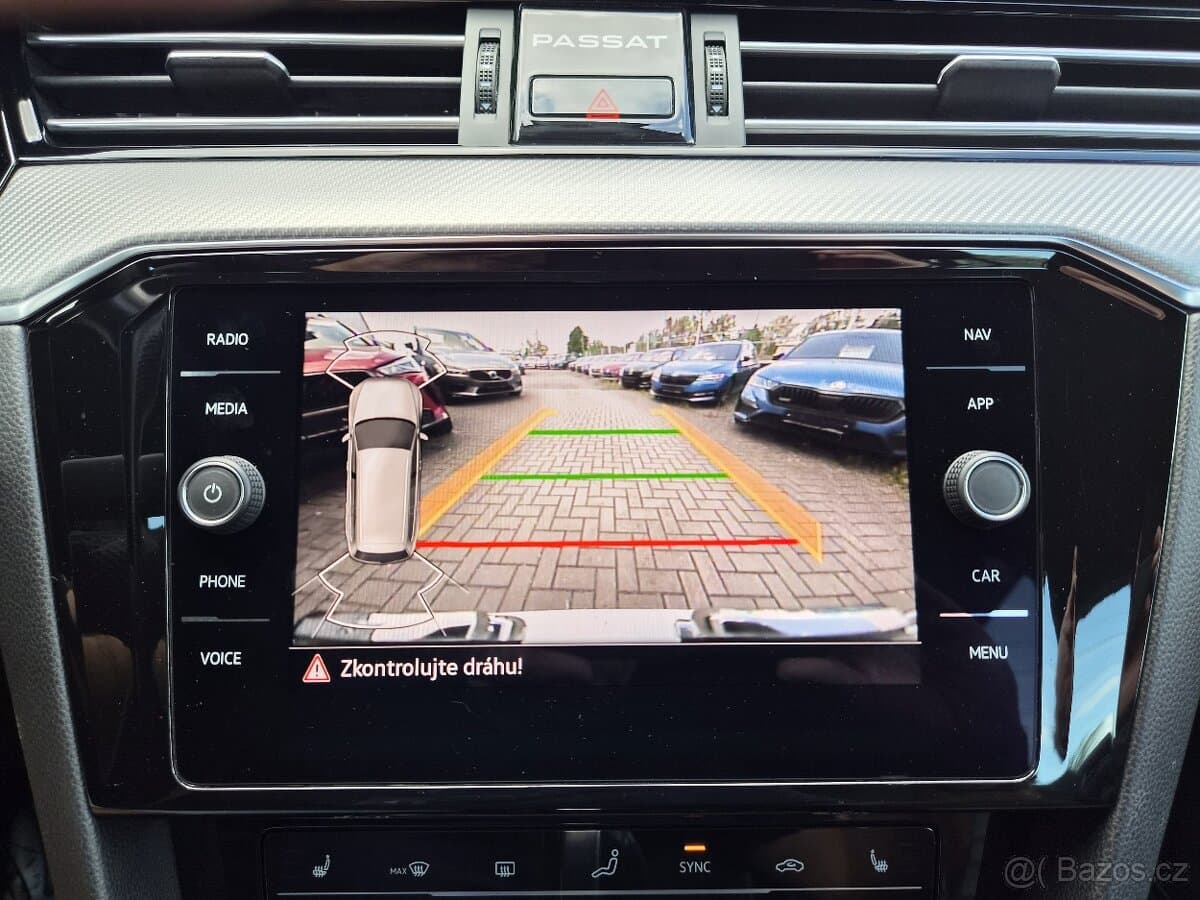2020 Volkswagen PASSAT - 14
