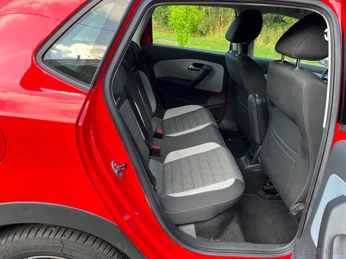 2012 Volkswagen POLO - 14