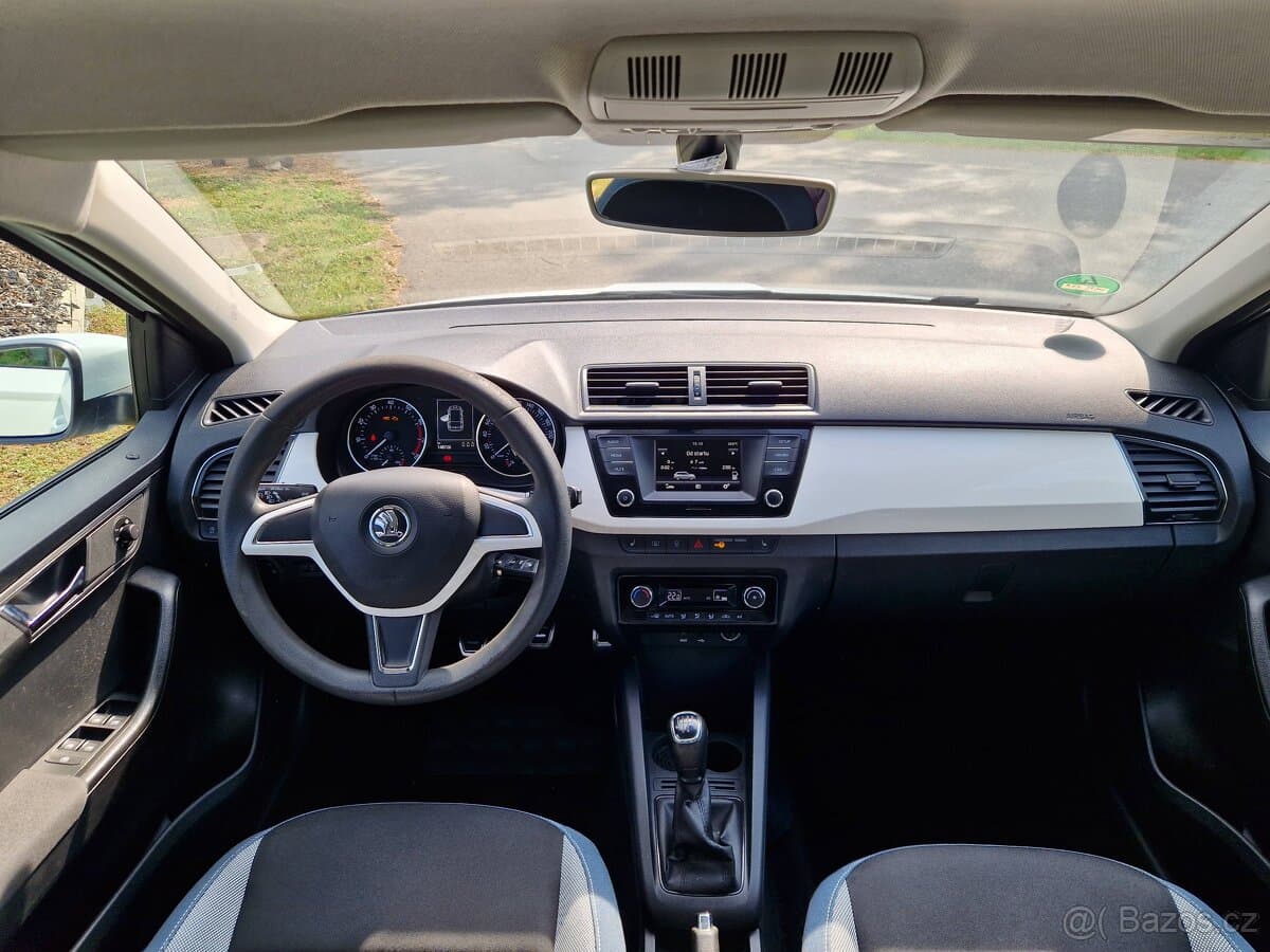2015 Škoda FABIA - 14