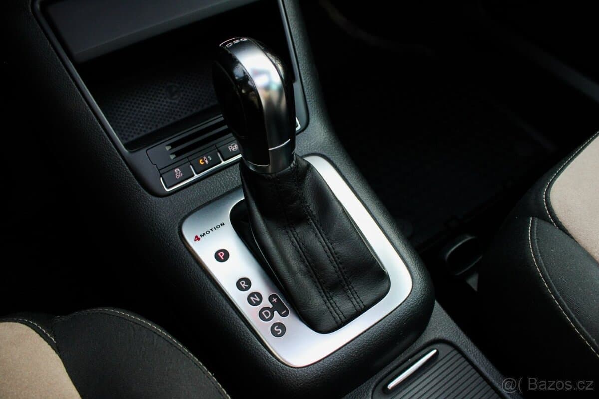 2012 Volkswagen TIGUAN - 14