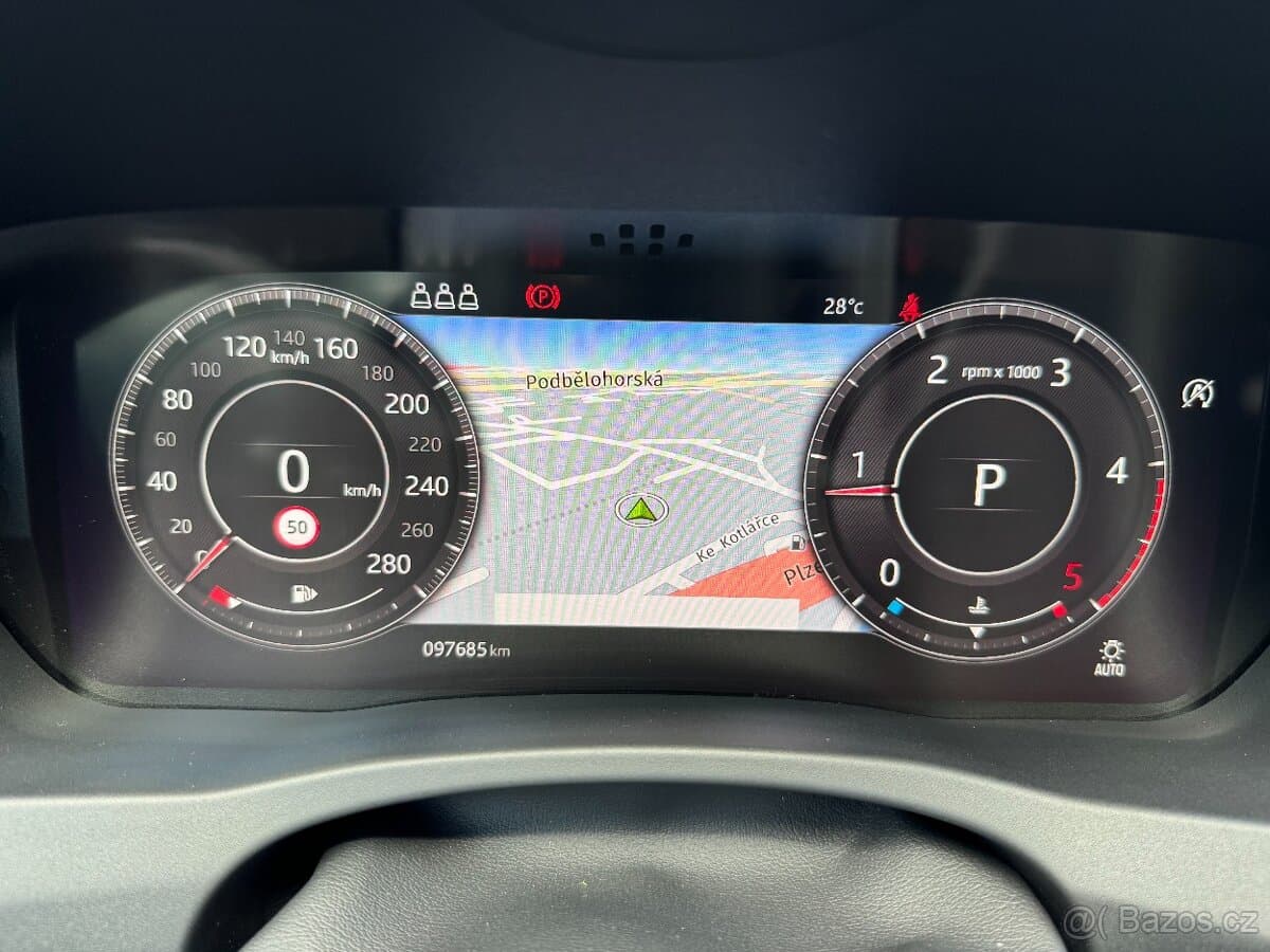 2020 Jaguar XE - 14