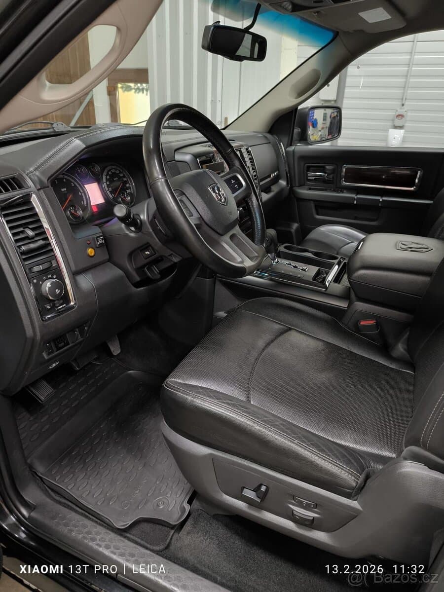 2010 Dodge RAM - 14