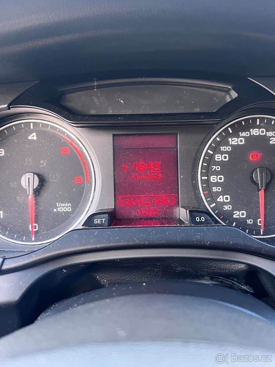 2011 Audi A4 - 14
