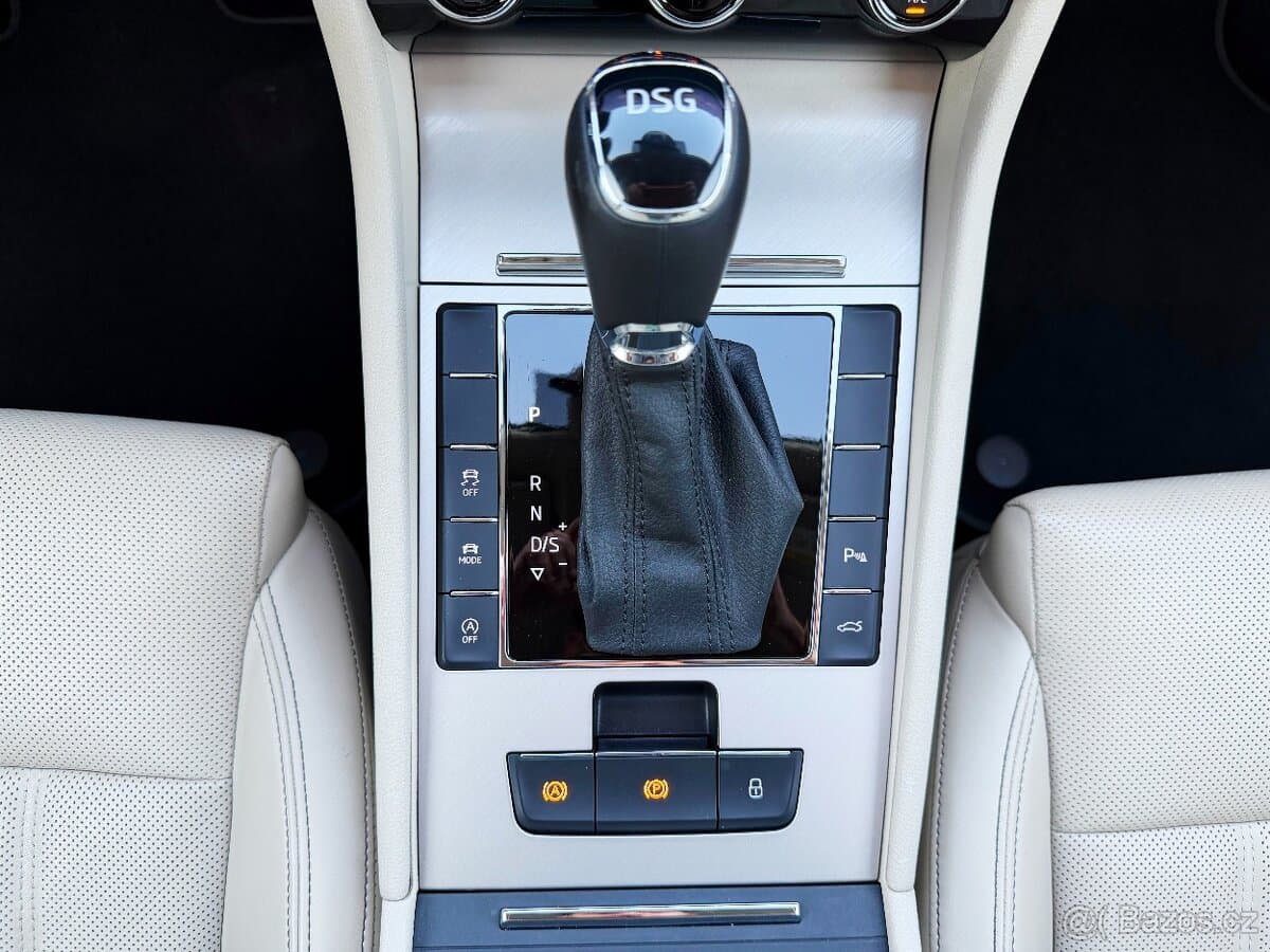 2019 Škoda SUPERB - 14